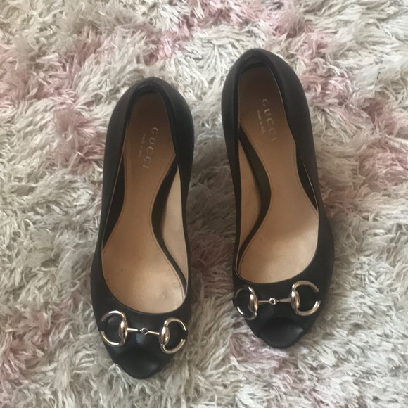 Authentic Gucci Horse bit peep toe pumps - Picture 1 of 4